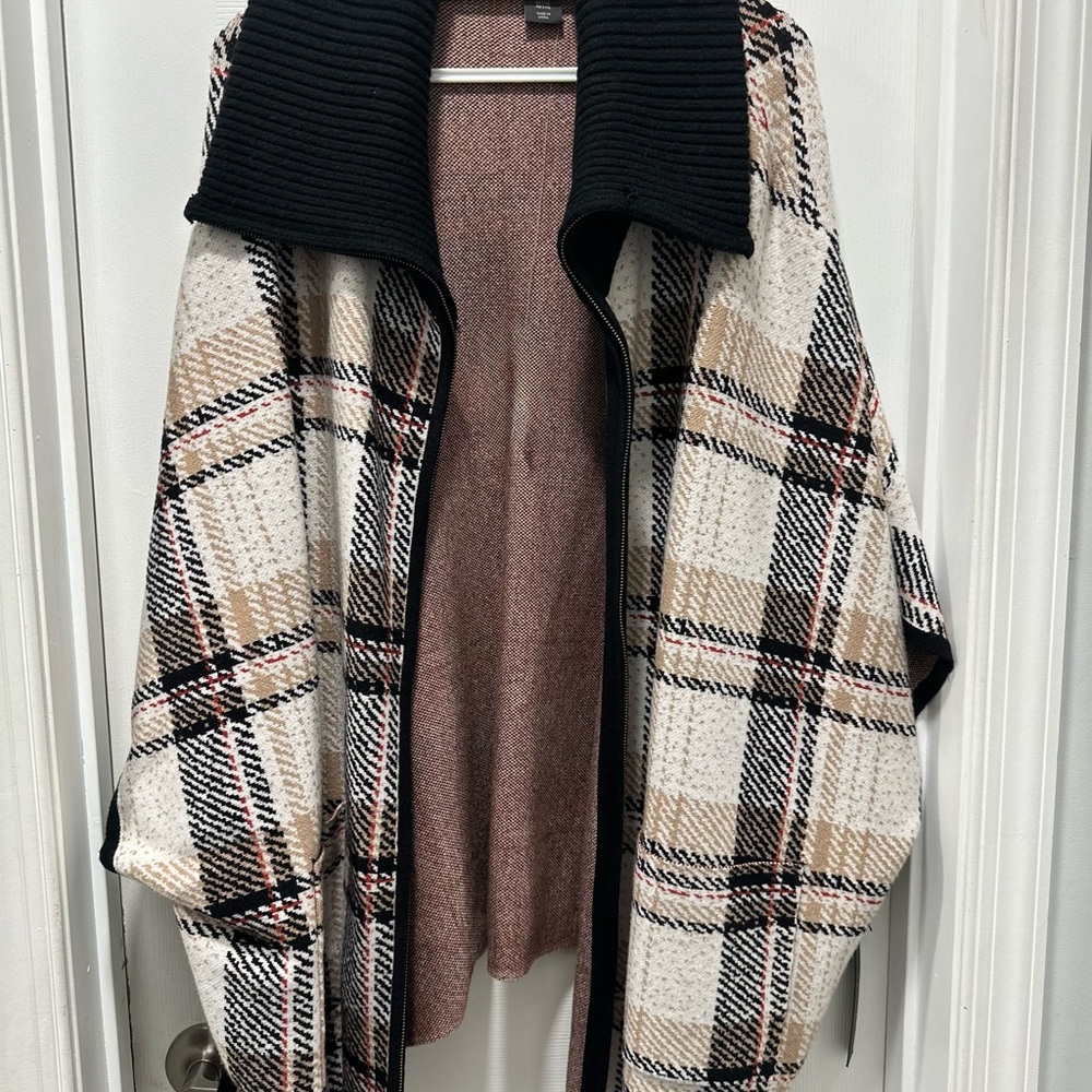 Tahari Open Front Poncho with Black Collar